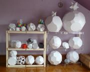 Lasercut noglue displayshelves